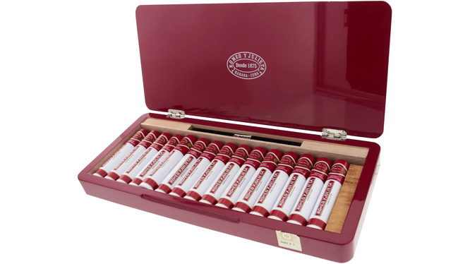 Romeo y Julieta Short Churchill Tubos Cuban Cigar