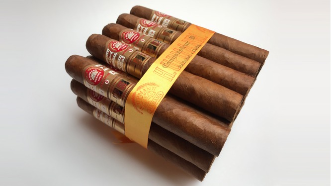 H. Upmann Connossieur B LCDH Online Kaufen Connossieur | La Casa Del ...